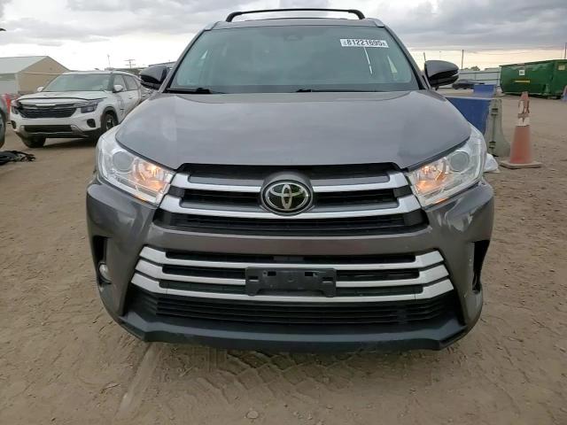 2018 Toyota Highlander Se VIN: 5TDJZRFH6JS828290 Lot: 81221695