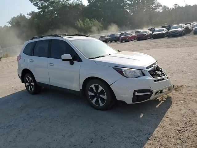 2018 Subaru Forester 2.5I Premium VIN: JF2SJAGC1JH513693 Lot: 80867195