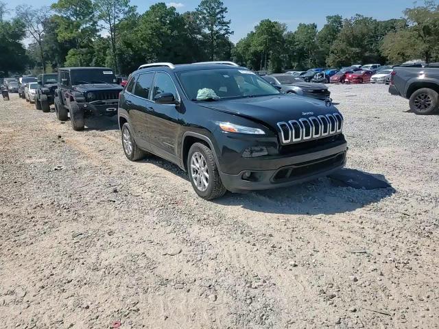 2017 Jeep Cherokee Latitude VIN: 1C4PJLCB0HW640793 Lot: 81141045