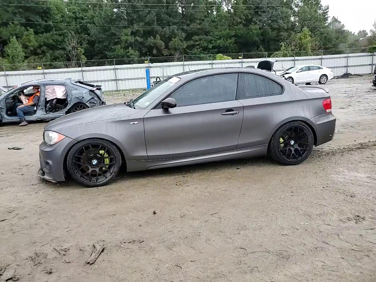 Фото: WBAUC73568VF23787