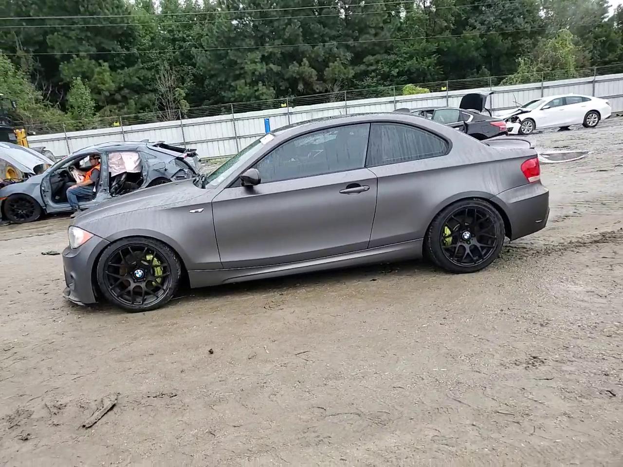 Фото: WBAUC73568VF23787