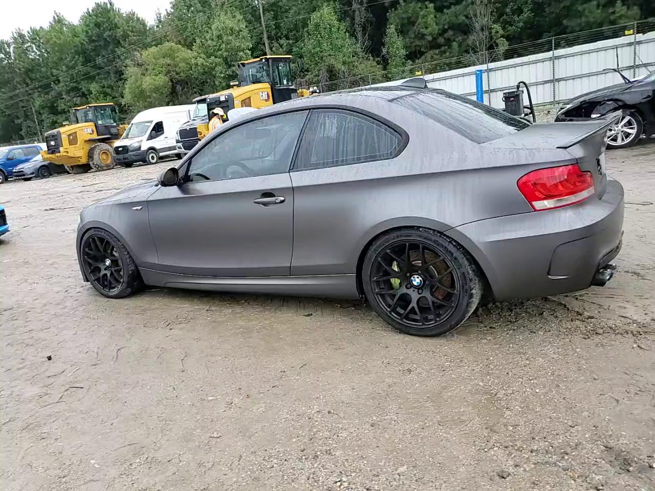 Фото: WBAUC73568VF23787