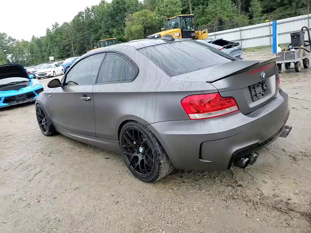 Фото: WBAUC73568VF23787