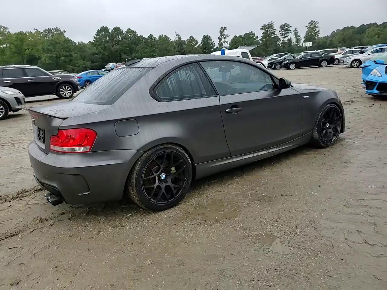 Фото: WBAUC73568VF23787