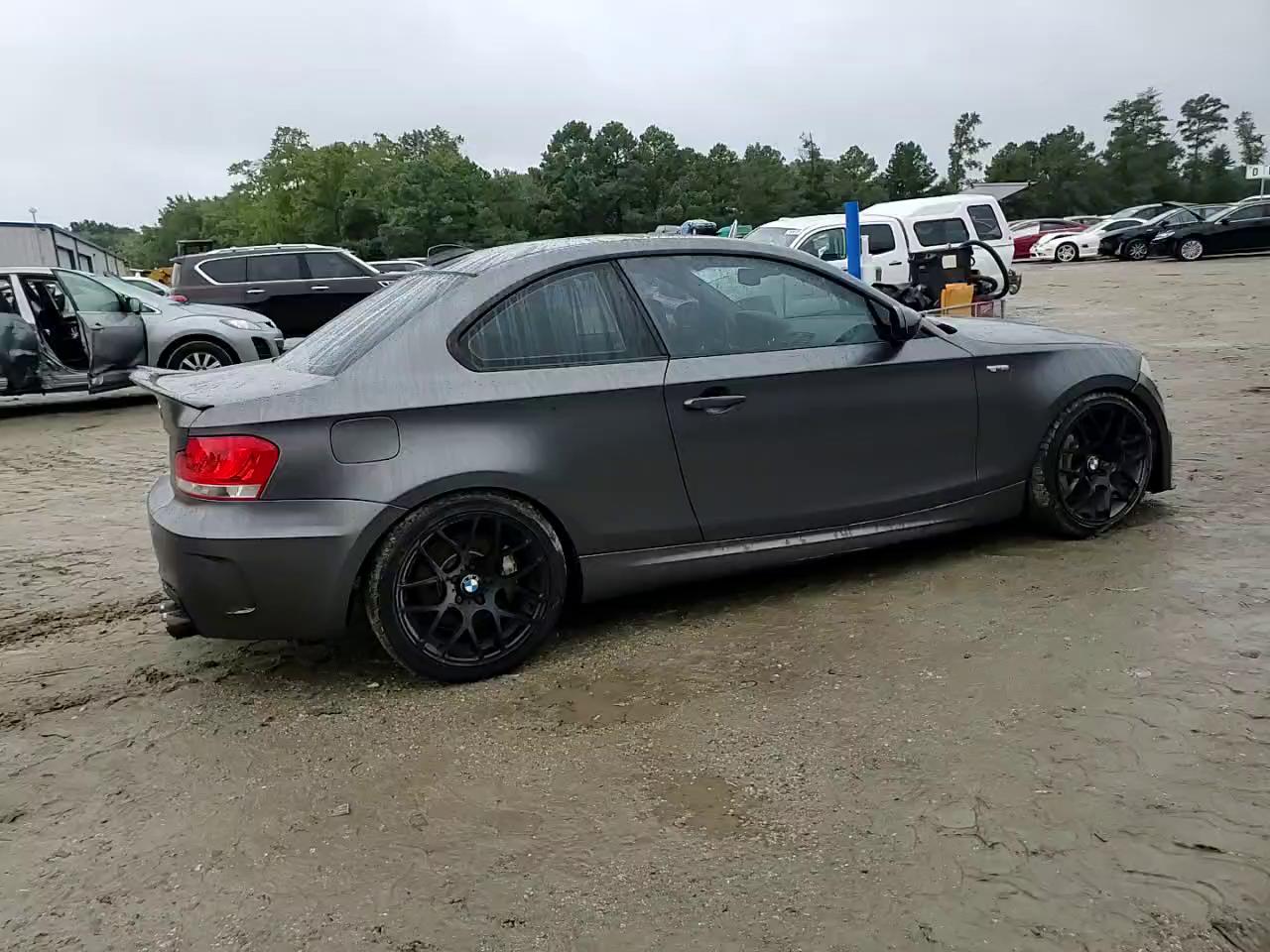 Фото: WBAUC73568VF23787