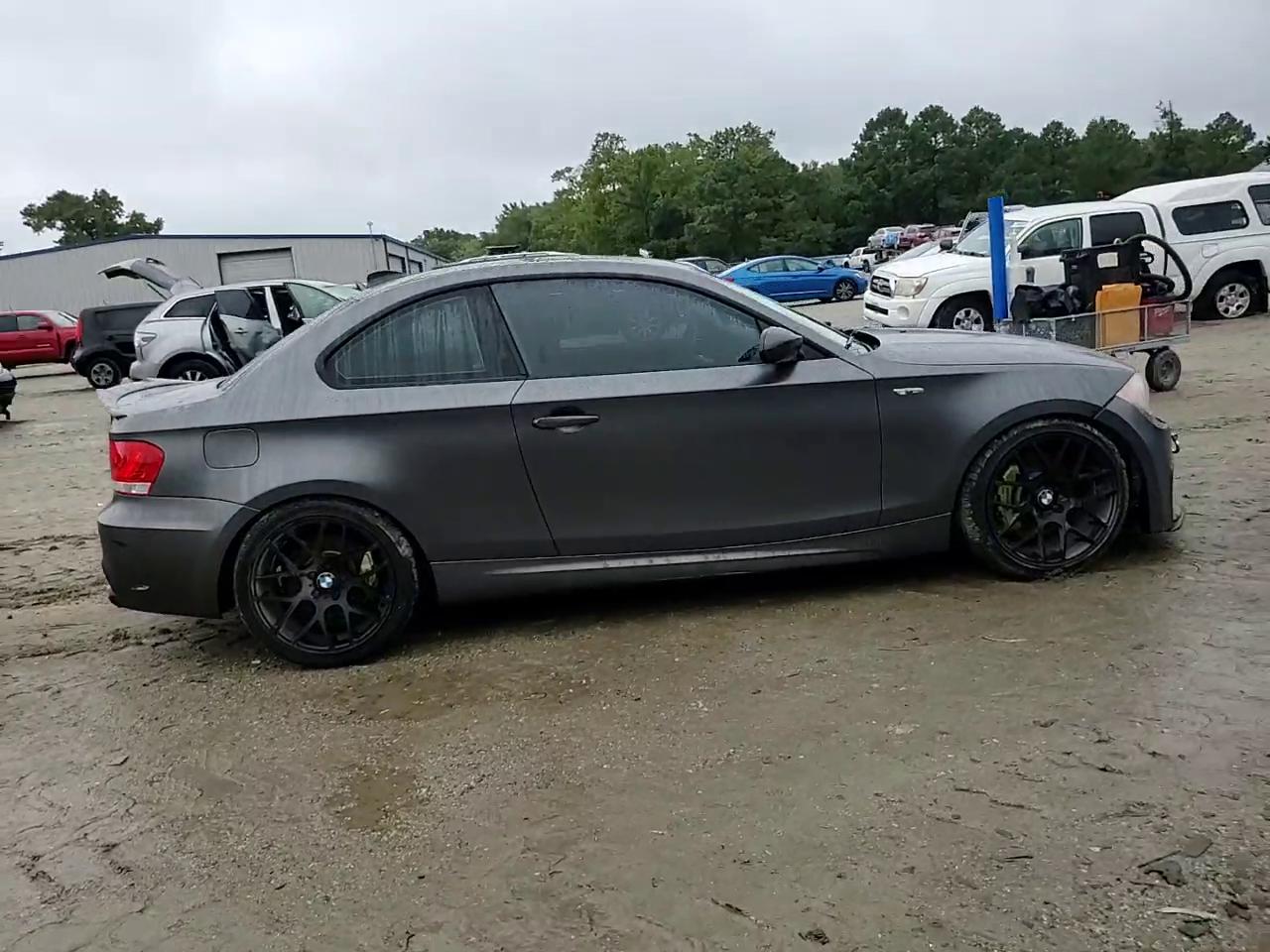 Фото: WBAUC73568VF23787