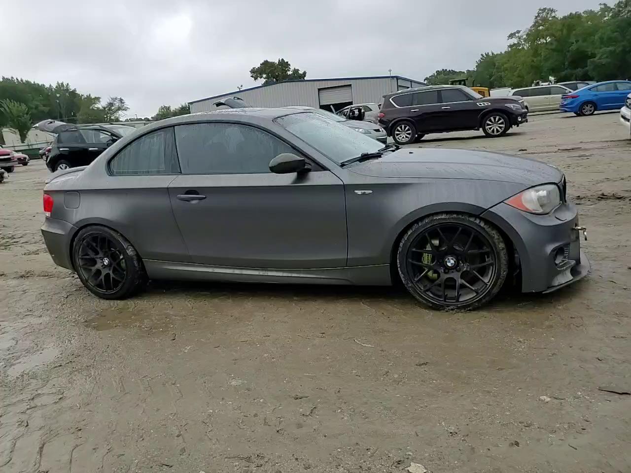 Фото: WBAUC73568VF23787