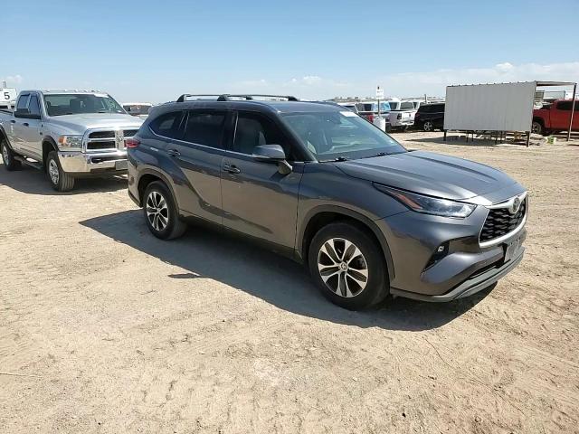 2021 Toyota Highlander Xle VIN: 5TDGZRAH8MS537702 Lot: 70591725