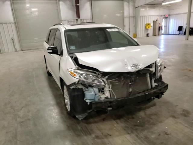 2015 Toyota Sienna Xle VIN: 5TDYK3DC2FS560756 Lot: 81867165
