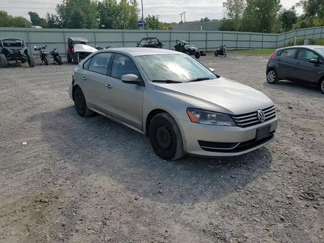 2014 Volkswagen Passat S VIN: 1VWAT7A35EC091282 Lot: 81175495