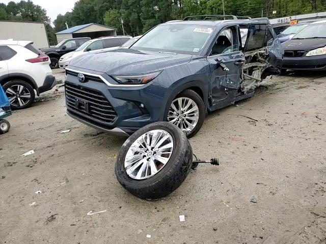 2024 Toyota Grand Highlander Xle VIN: 5TDAAAB55RS014549 Lot: 81266385