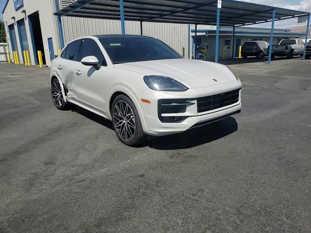 2025 Porsche Cayenne S Coupe VIN: WP1BL2AY9SDA39048 Lot: 80760785