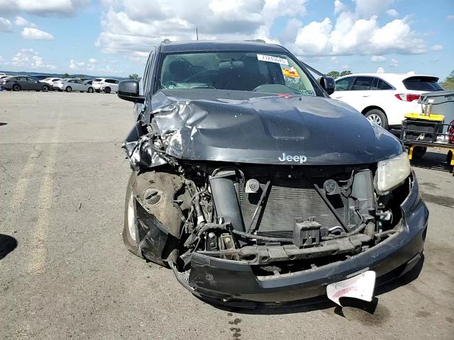 2011 Jeep Grand Cherokee Laredo VIN: 1J4RR4GG8BC556186 Lot: 71245645