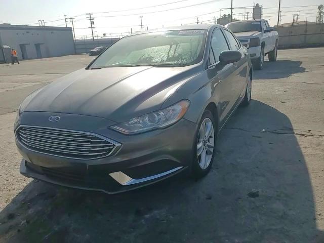 2018 Ford Fusion Se Hybrid VIN: 3FA6P0LU4JR156411 Lot: 80860195