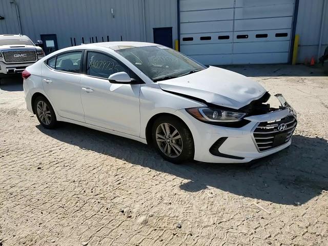 2017 Hyundai Elantra Se VIN: 5NPD84LF1HH121068 Lot: 81079725