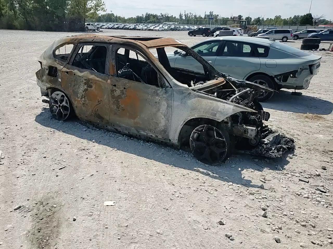 Фото: WBXHT3C31J5F89751