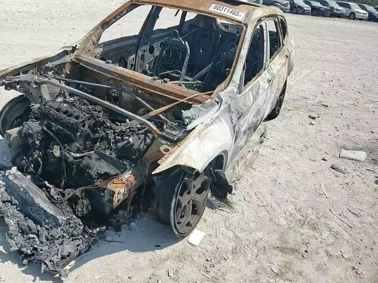 Фото: WBXHT3C31J5F89751