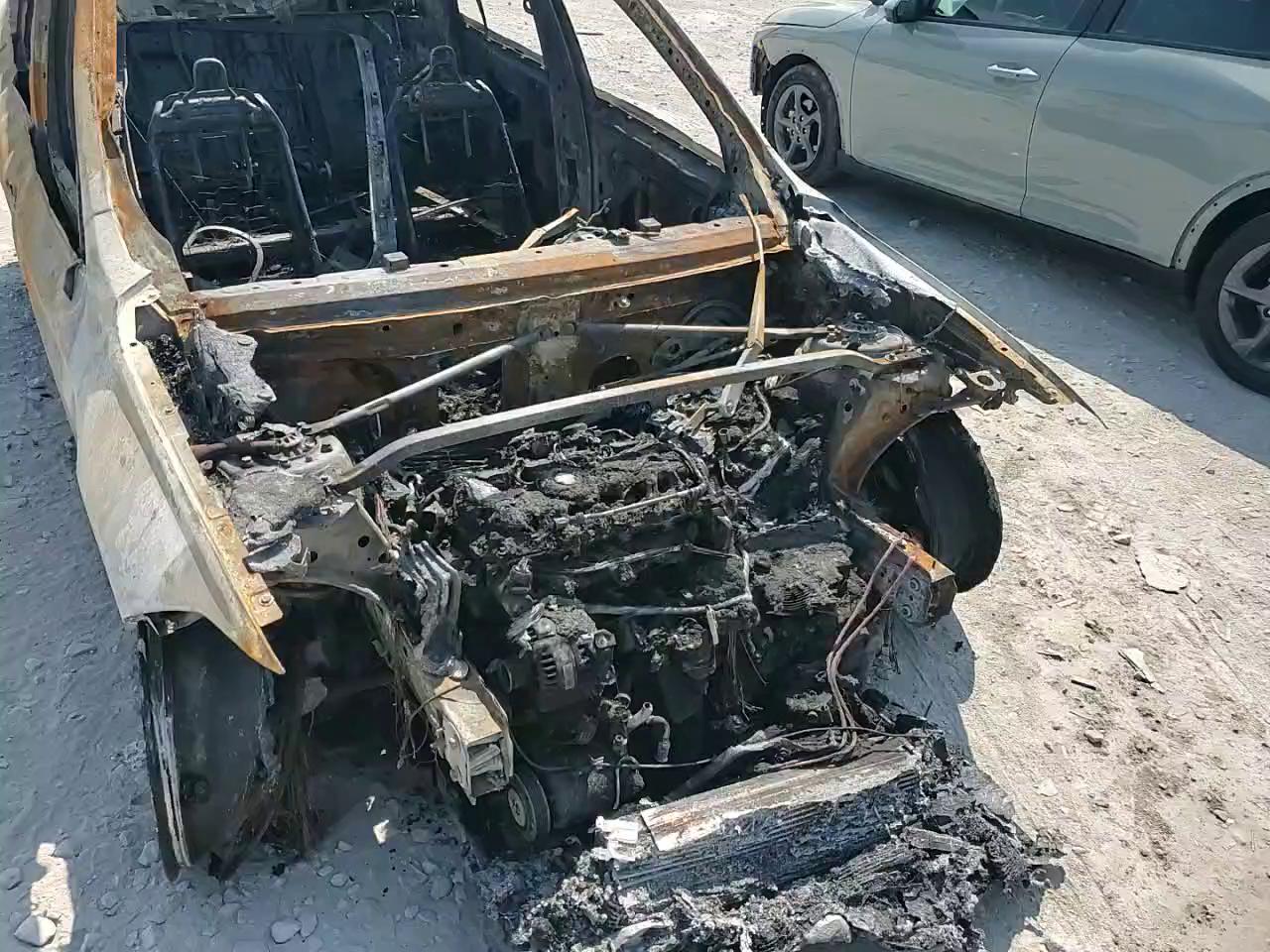 Фото: WBXHT3C31J5F89751