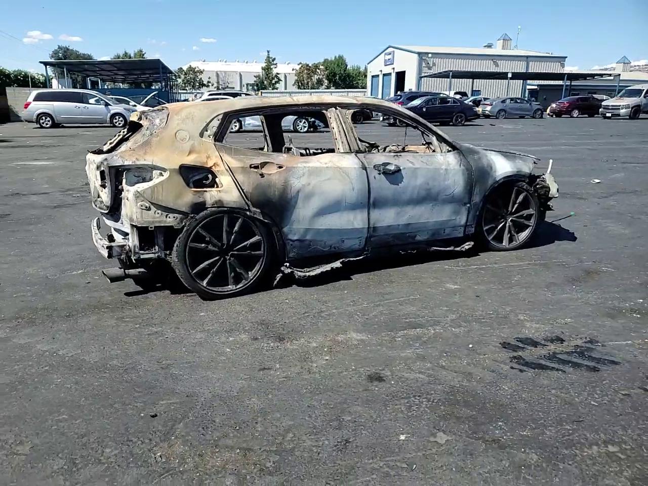 Фото: WBXYN1C02N5T59126