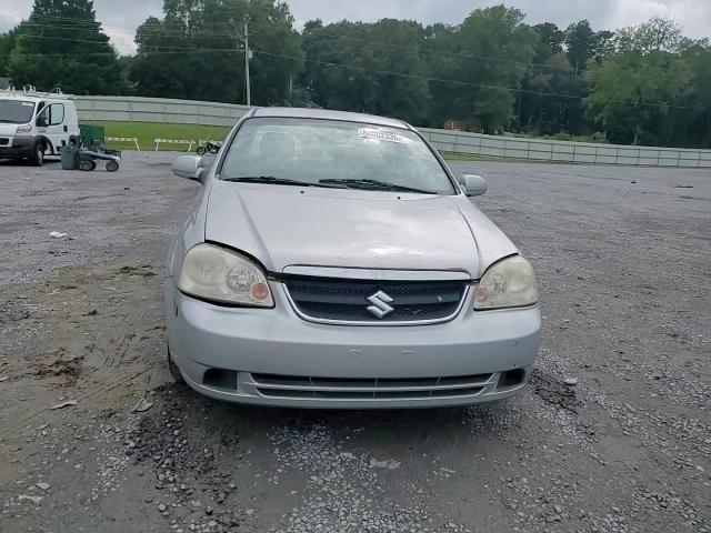 2008 Suzuki Forenza Base VIN: KL5JD56Z48K838985 Lot: 84002335