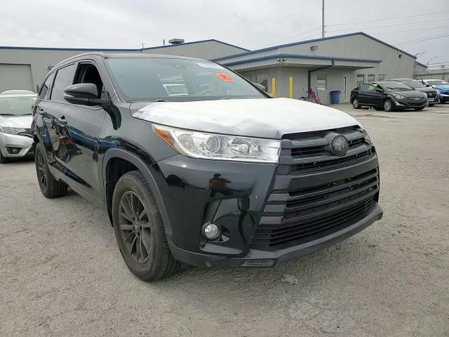 2018 Toyota Highlander Se VIN: 5TDJZRFH9JS816697 Lot: 71269725