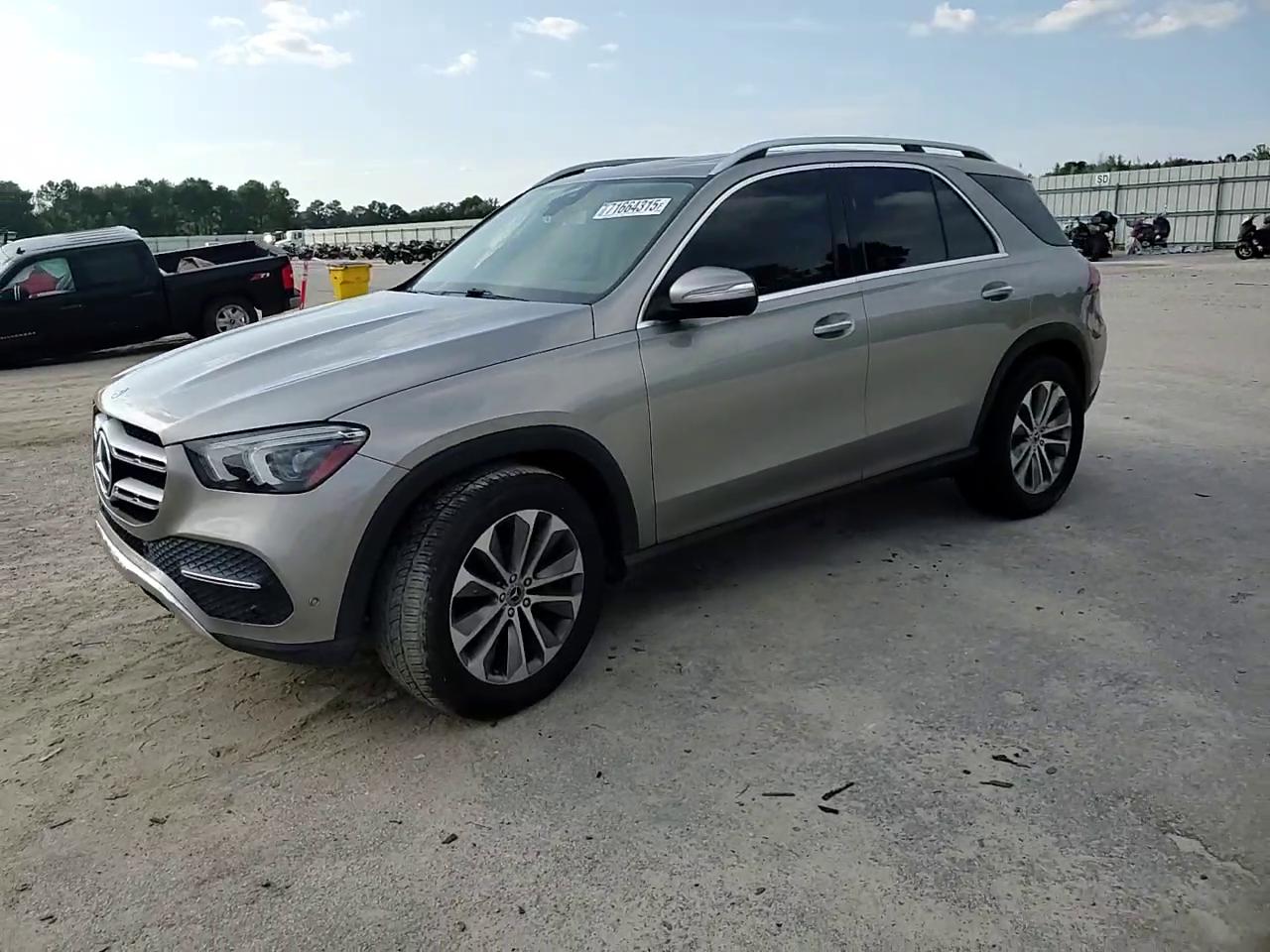 Фото: 4JGFB4KB2LA091616