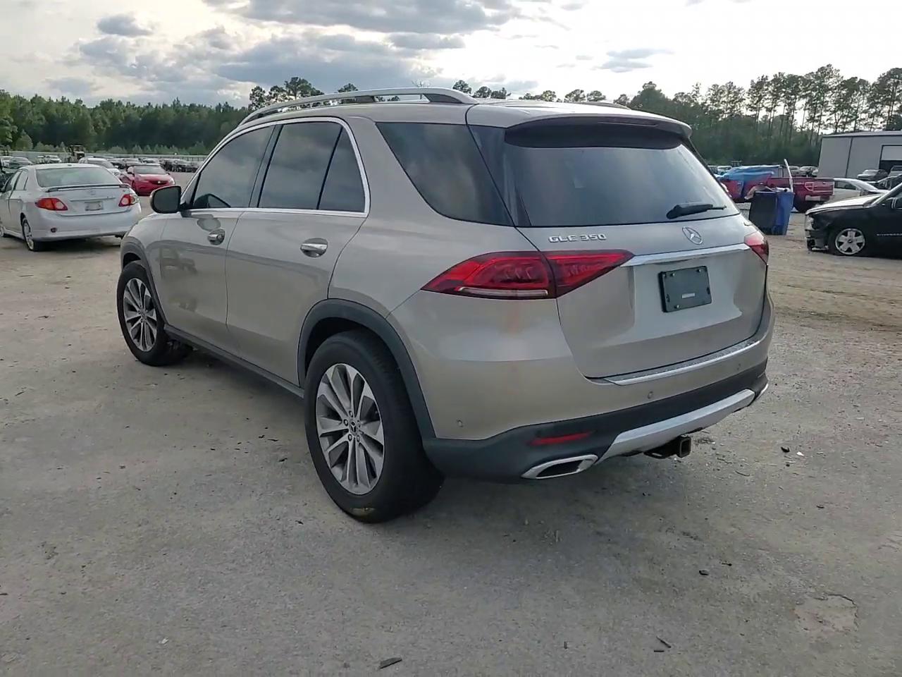 Фото: 4JGFB4KB2LA091616