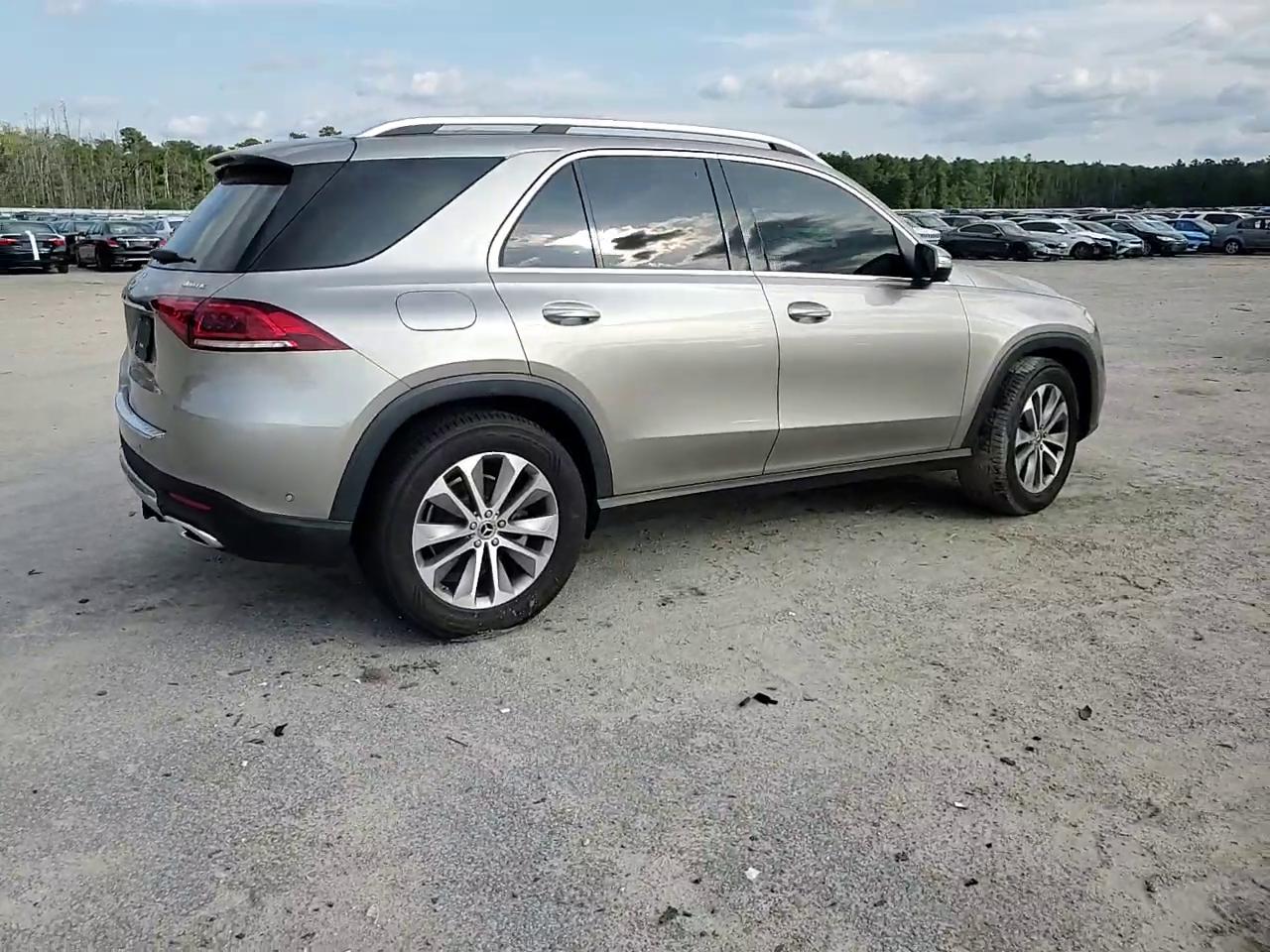 Фото: 4JGFB4KB2LA091616