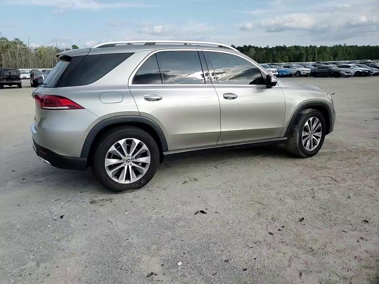 Фото: 4JGFB4KB2LA091616