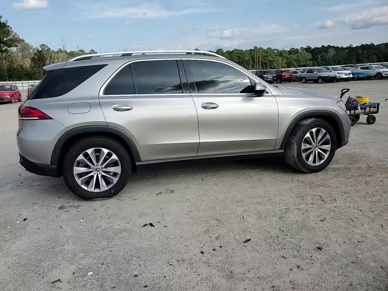 Фото: 4JGFB4KB2LA091616