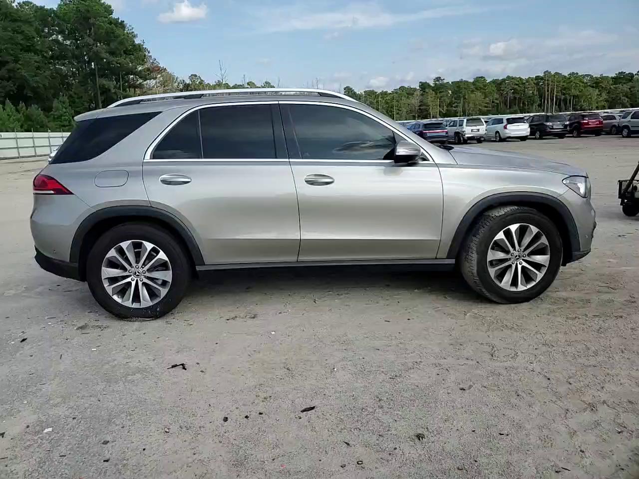 Фото: 4JGFB4KB2LA091616