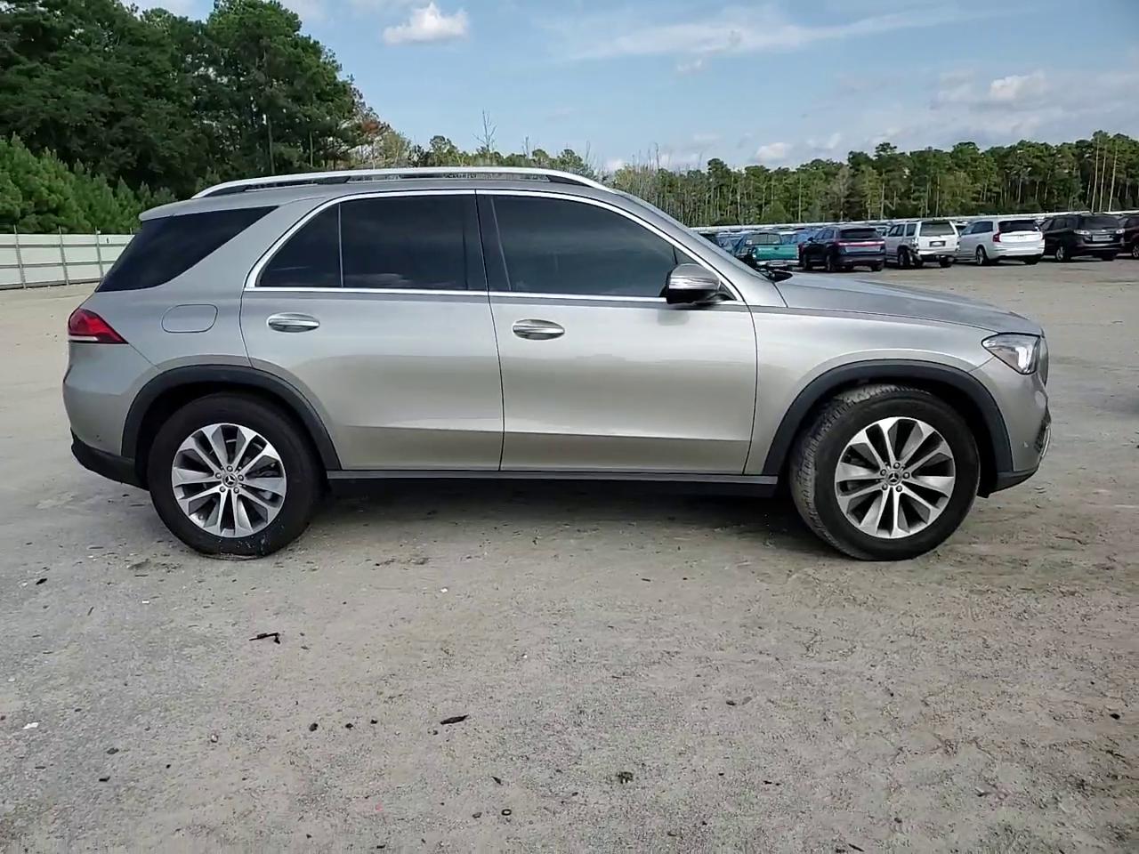 Фото: 4JGFB4KB2LA091616