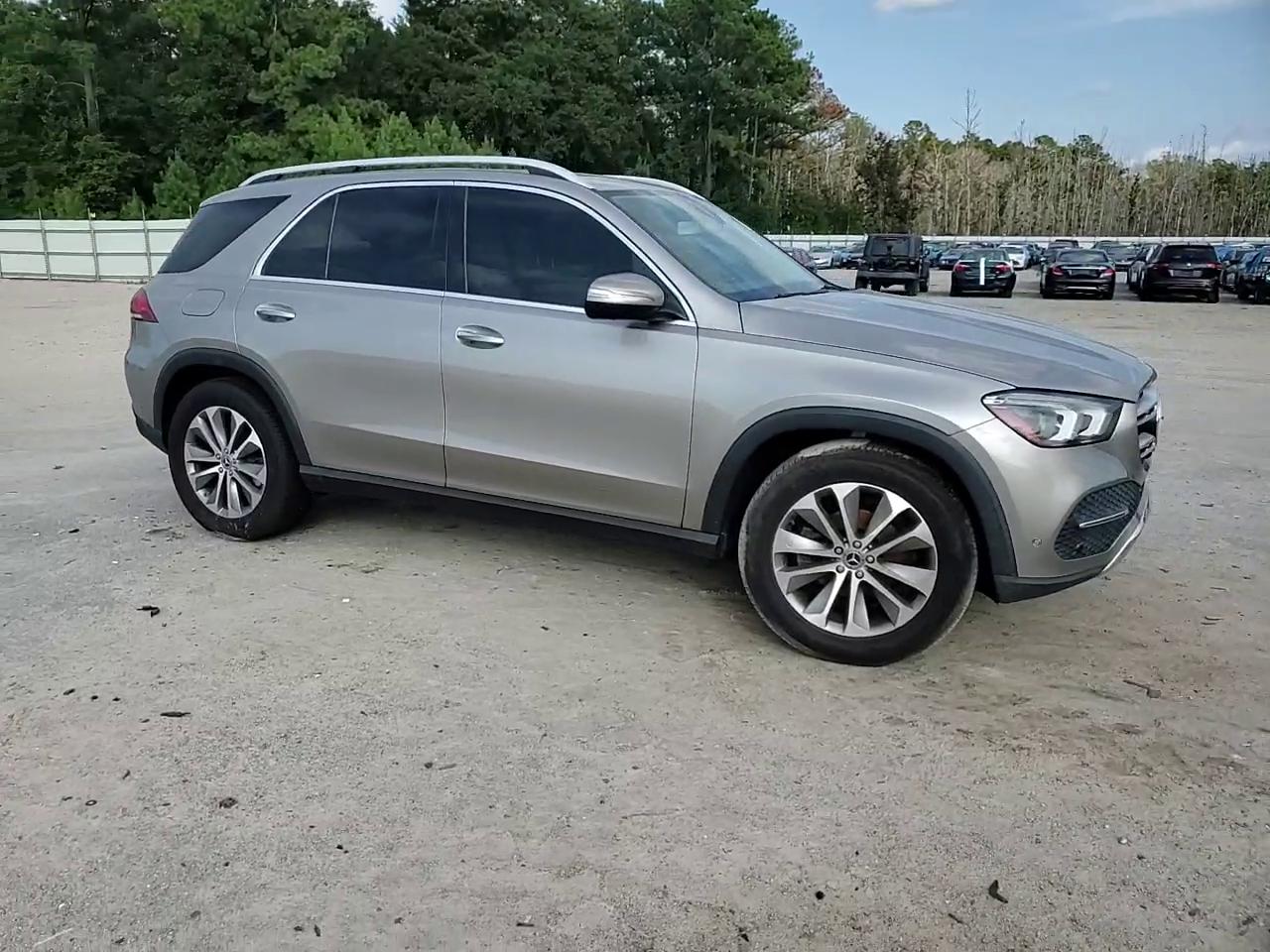 Фото: 4JGFB4KB2LA091616