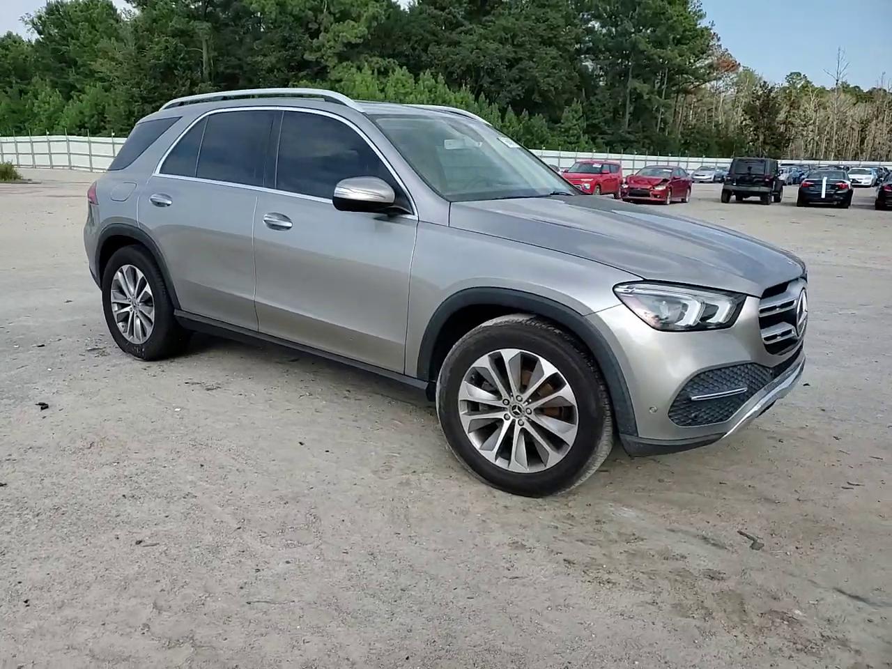 Фото: 4JGFB4KB2LA091616