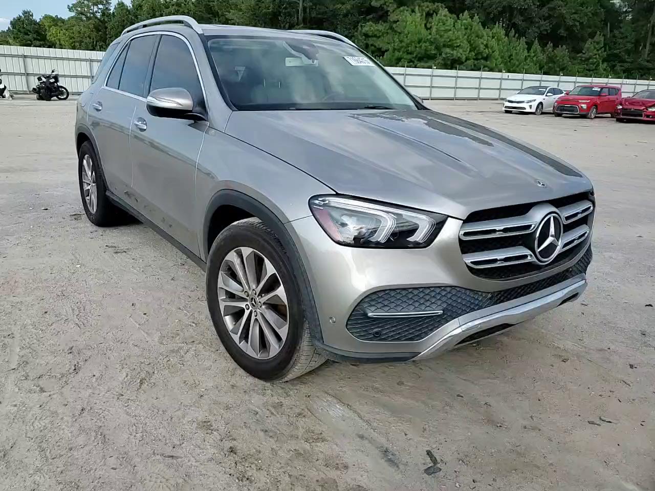 Фото: 4JGFB4KB2LA091616