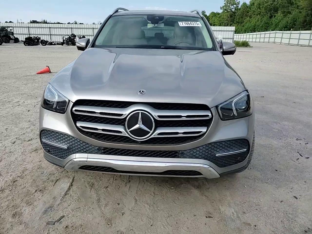 Фото: 4JGFB4KB2LA091616