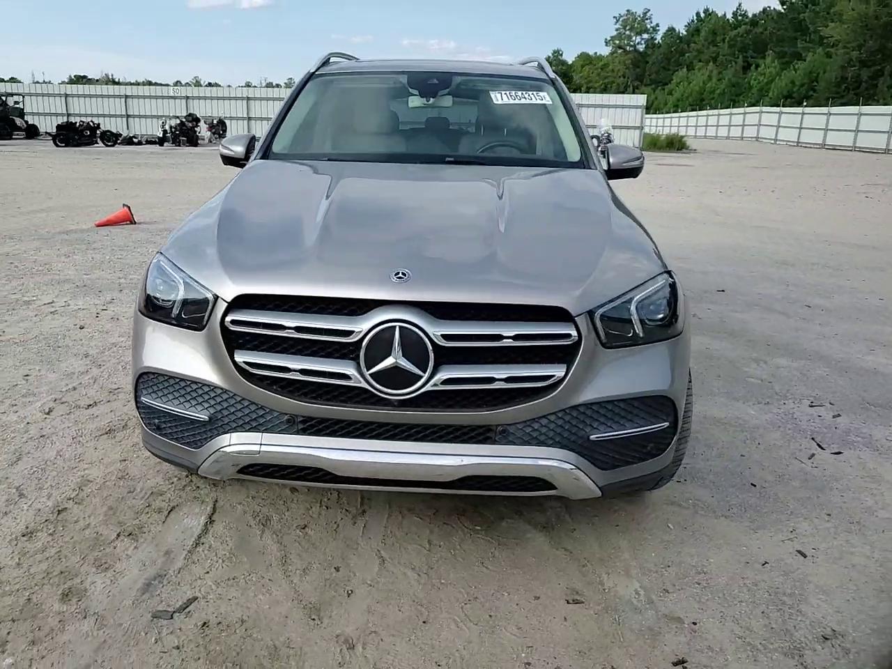 Фото: 4JGFB4KB2LA091616