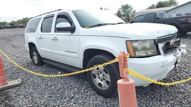 2007 Chevrolet Suburban K1500 VIN: 3GNFK16307G220313 Lot: 81450955