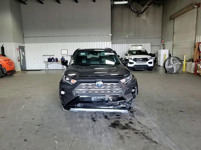 2020 Toyota Rav4 Xse VIN: 2T3EWRFV4LW063453 Lot: 71837465