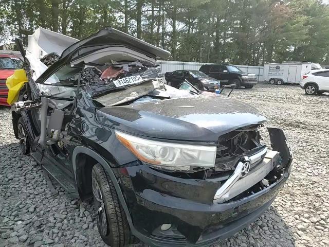 2016 Toyota Highlander Xle VIN: 5TDJKRFH8GS225046 Lot: 81462195