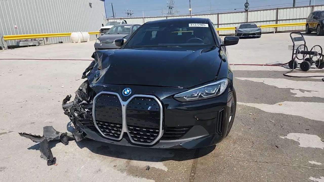 Фото: WBY43AW07PFR30926