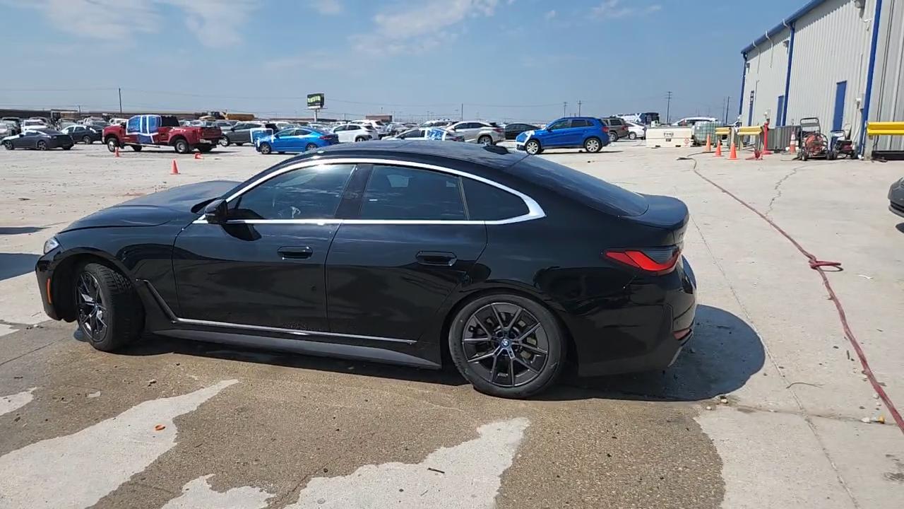 Фото: WBY43AW07PFR30926