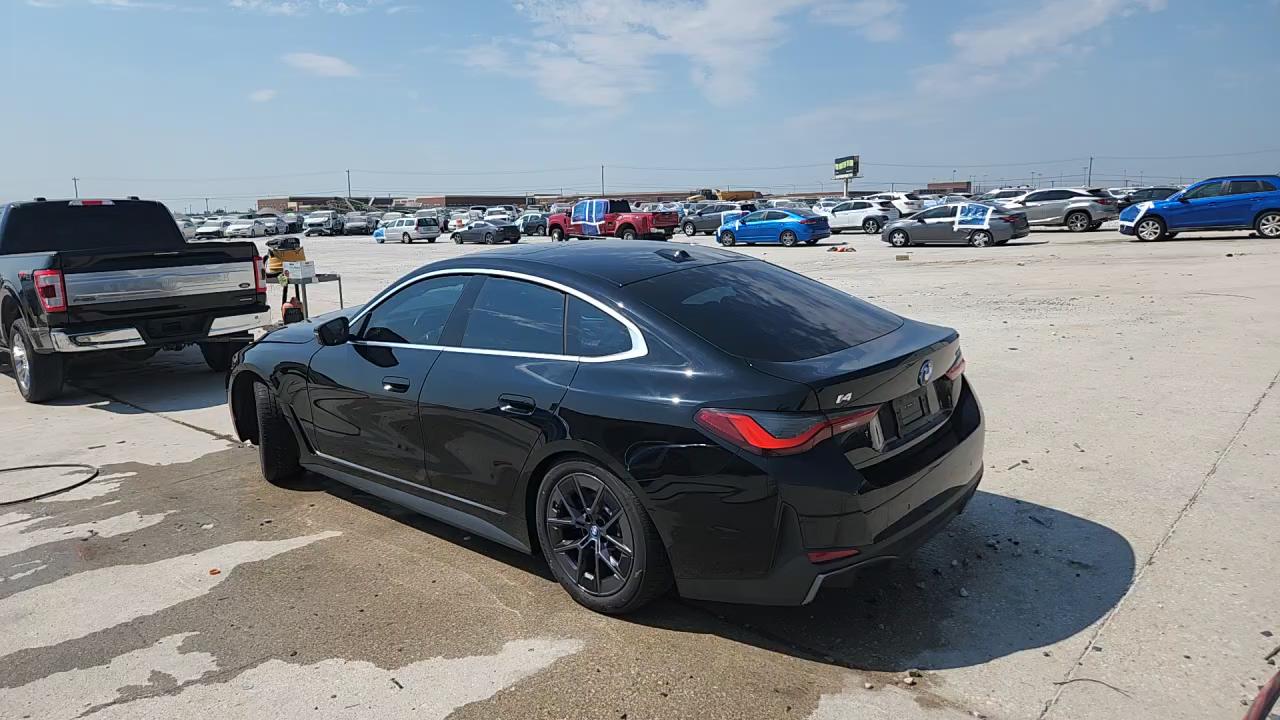 Фото: WBY43AW07PFR30926