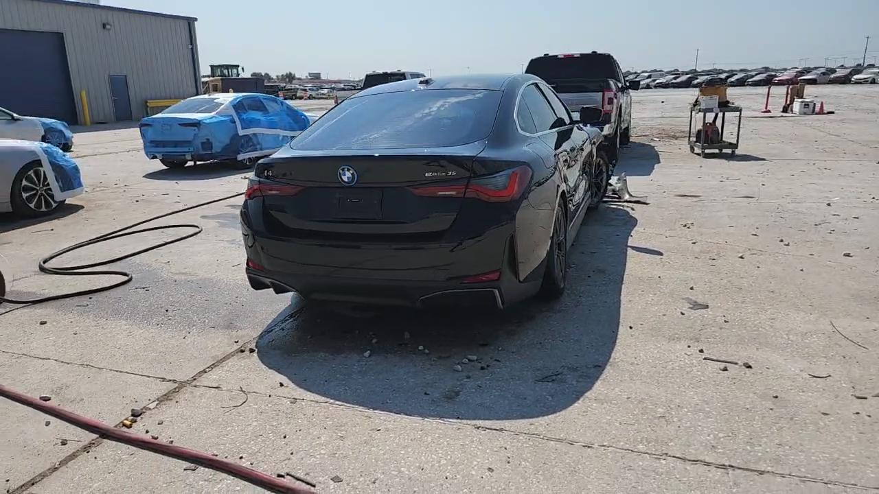 Фото: WBY43AW07PFR30926