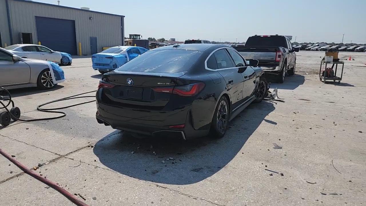 Фото: WBY43AW07PFR30926