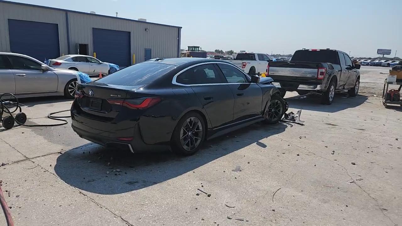 Фото: WBY43AW07PFR30926