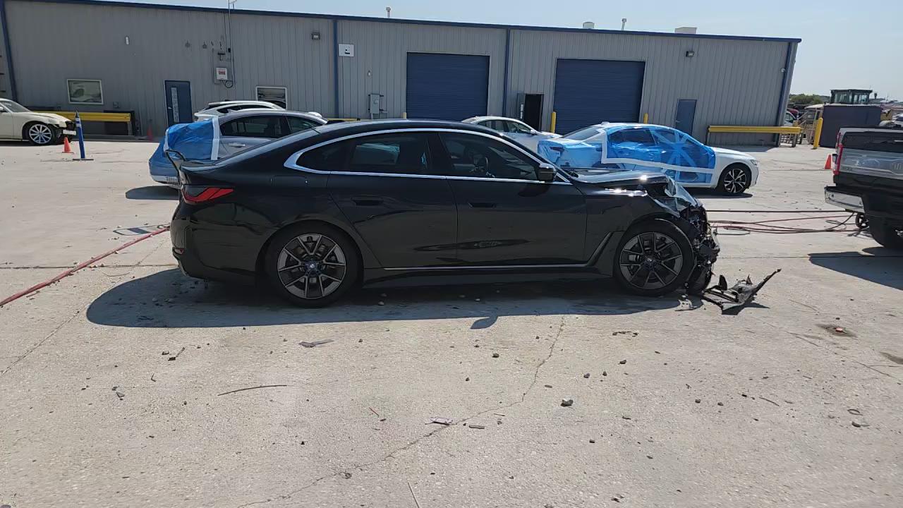 Фото: WBY43AW07PFR30926