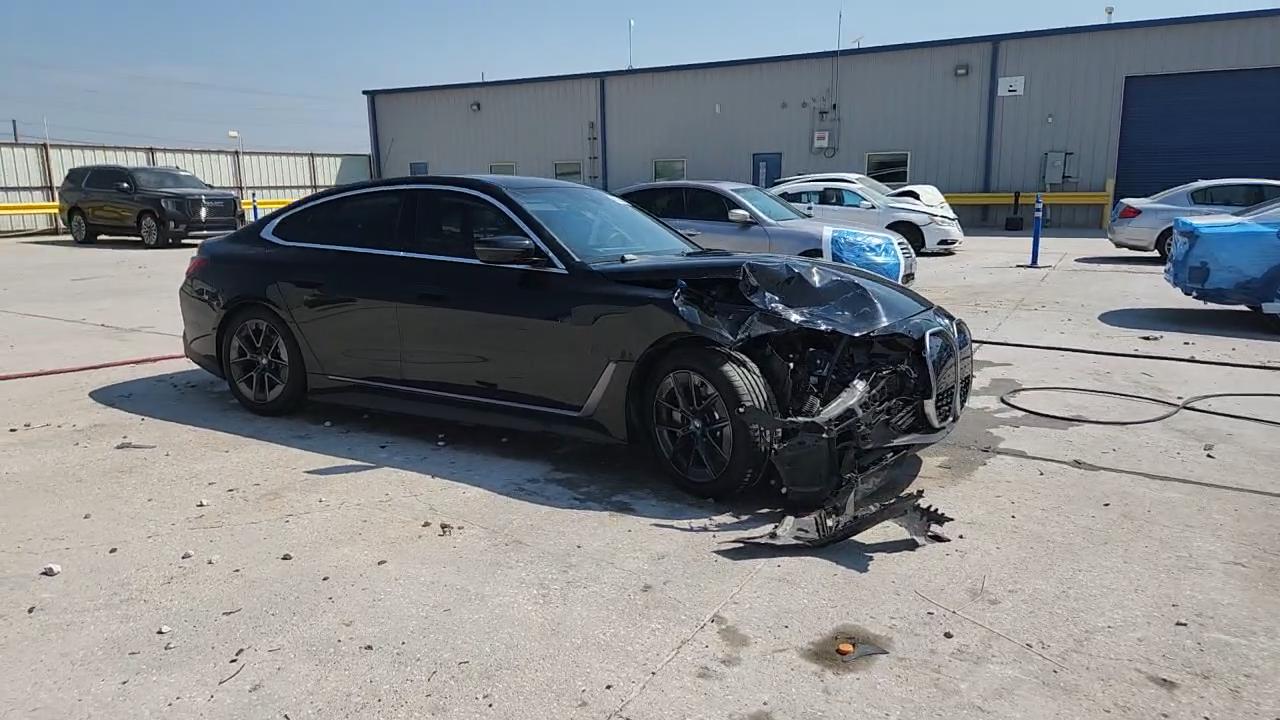 Фото: WBY43AW07PFR30926