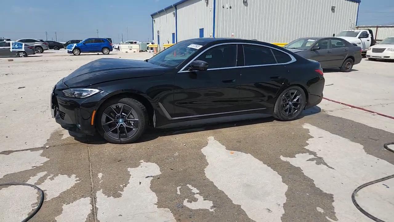 Фото: WBY43AW07PFR30926