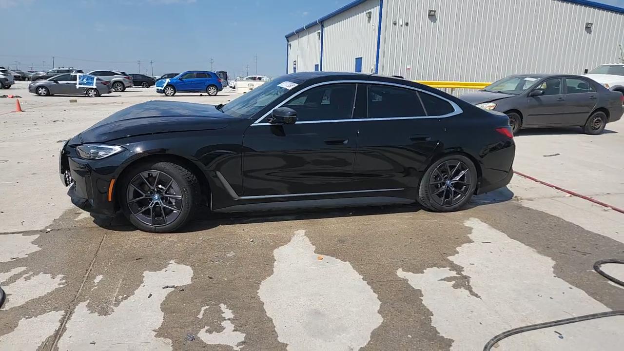 Фото: WBY43AW07PFR30926